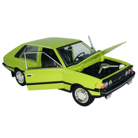 Samochód Dromader 1:24 Polonez FSO (24124) Samochód Dromader 1:24 Polonez FSO (24124)